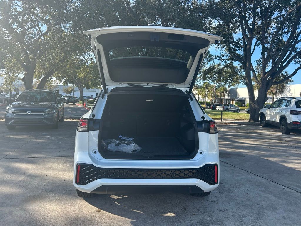 2026 Volkswagen Tiguan 2.0T SEL R-Line Turbo Tampa FL