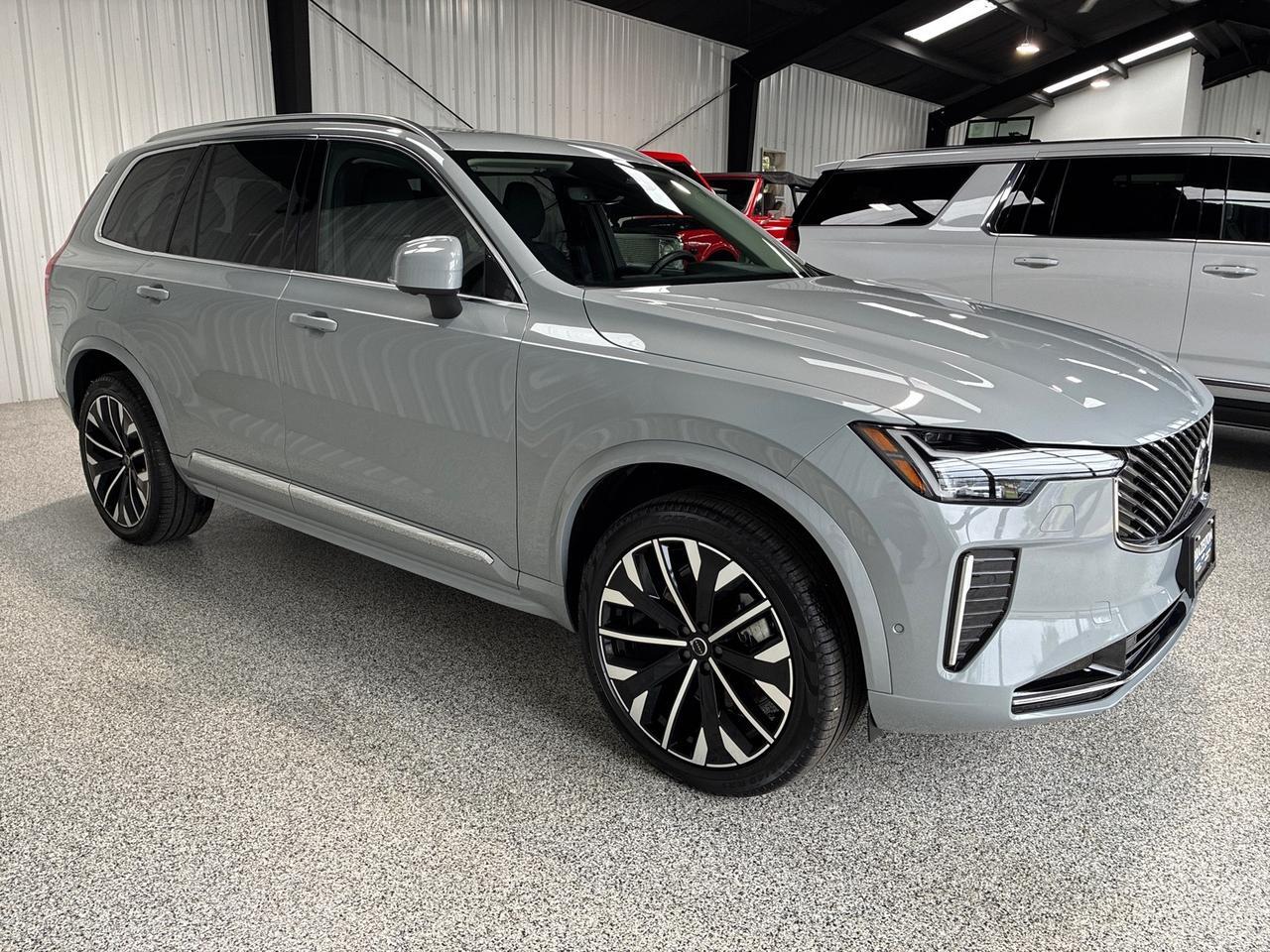 2026 Volvo XC90 Plus, h/k Sound Houston TX 2026 Volvo XC90 Plus, h/k Sound Houston TX