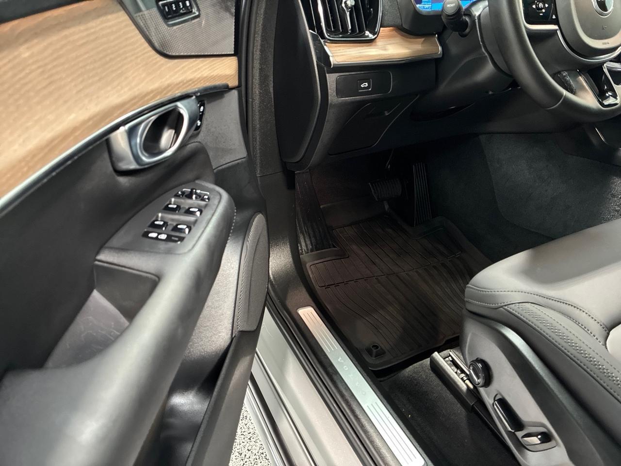 2026 Volvo XC90 Plus, h/k Sound Houston TX 2026 Volvo XC90 Plus, h/k Sound Houston TX