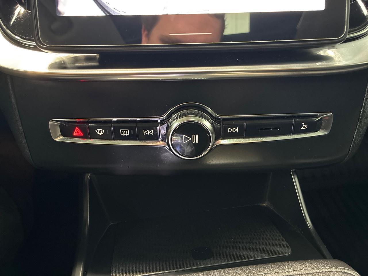 2026 Volvo XC90 Plus, h/k Sound Houston TX 2026 Volvo XC90 Plus, h/k Sound Houston TX