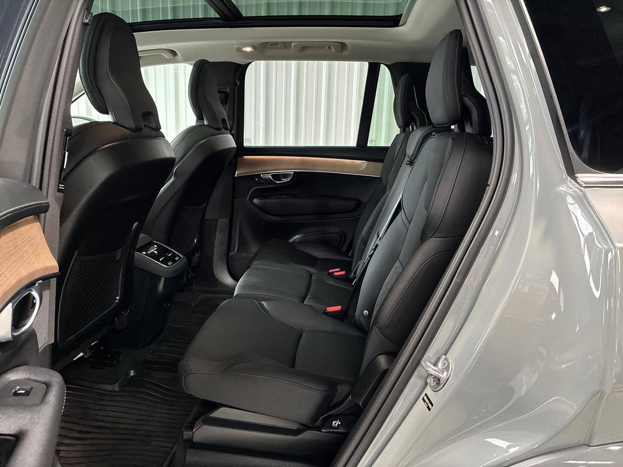 2026 Volvo XC90 Plus, h/k Sound Houston TX 2026 Volvo XC90 Plus, h/k Sound Houston TX