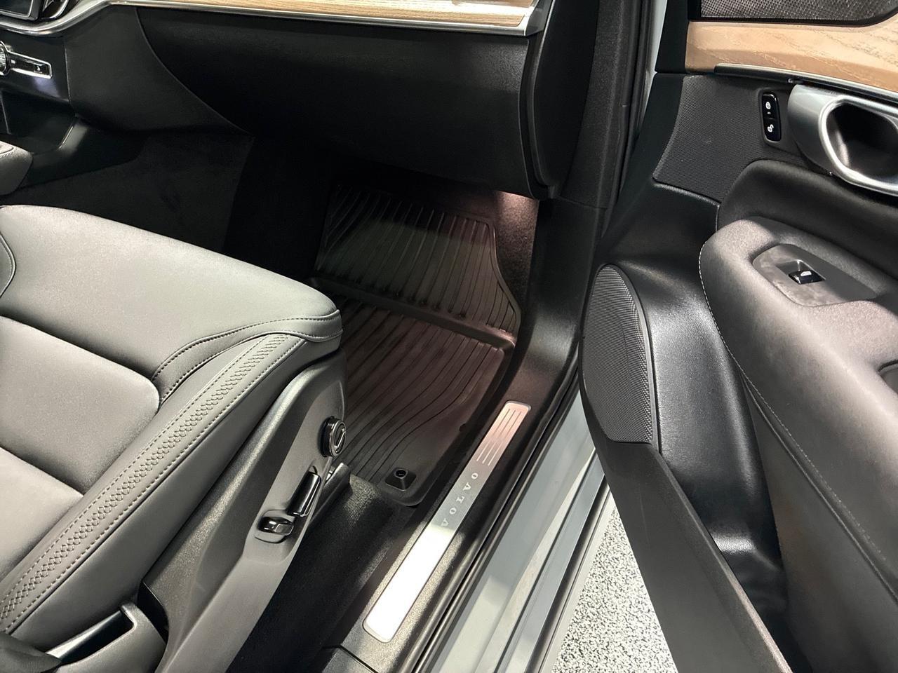 2026 Volvo XC90 Plus, h/k Sound Houston TX 2026 Volvo XC90 Plus, h/k Sound Houston TX