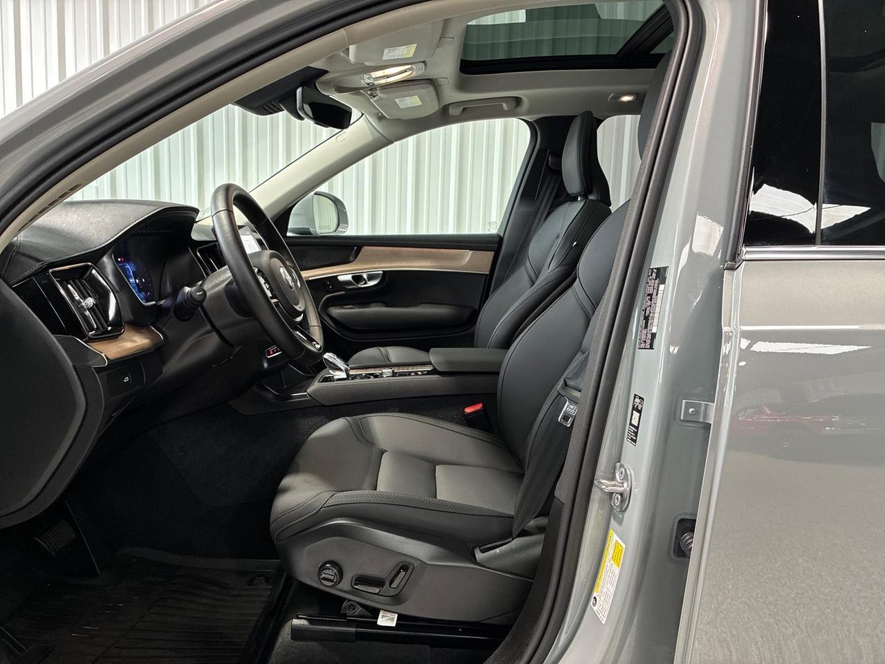 2026 Volvo XC90 Plus, h/k Sound Houston TX 2026 Volvo XC90 Plus, h/k Sound Houston TX