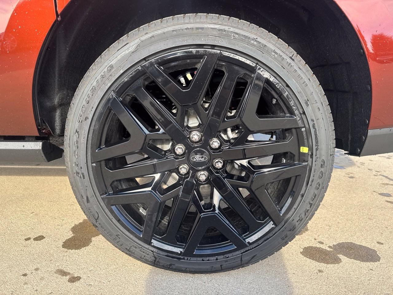 2027 Ford Expedition Max Platinum Watertown SD 2027 Ford Expedition Max Platinum Watertown SD