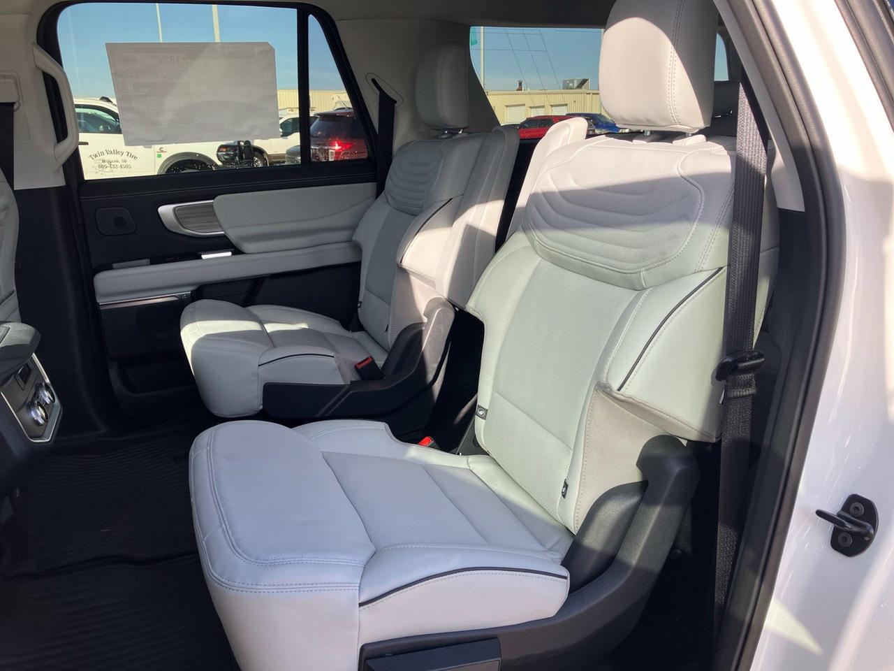 2027 Ford Expedition Max Platinum Watertown SD 2027 Ford Expedition Max Platinum Watertown SD