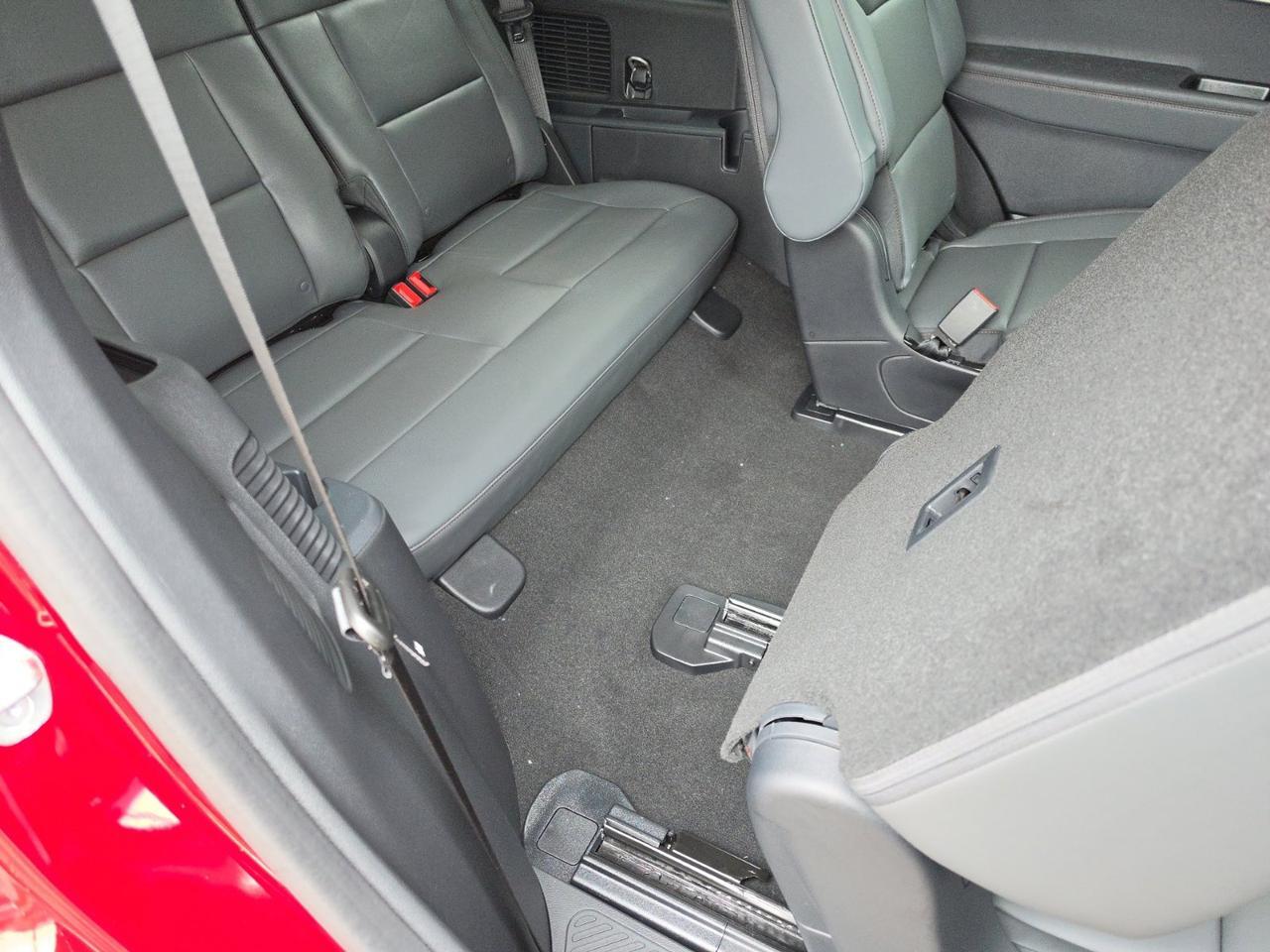 2027 Ford Explorer Active Watertown SD 2027 Ford Explorer Active Watertown SD