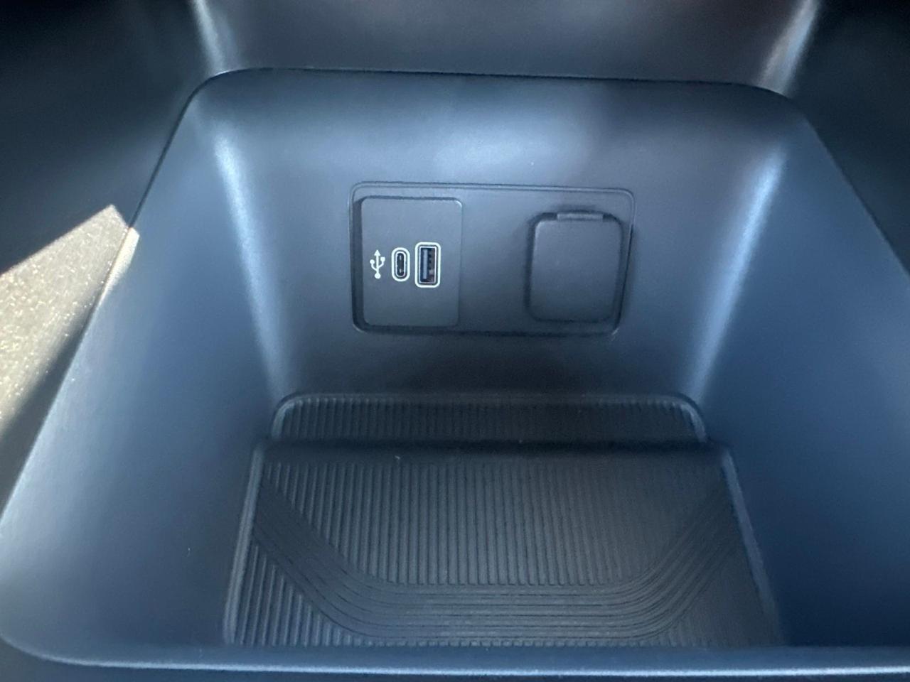 2027 Ford Explorer Active Watertown SD 2027 Ford Explorer Active Watertown SD