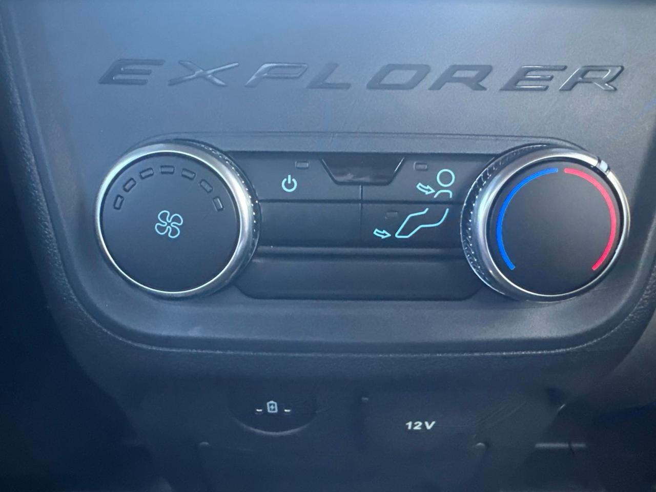 2027 Ford Explorer Active Watertown SD 2027 Ford Explorer Active Watertown SD