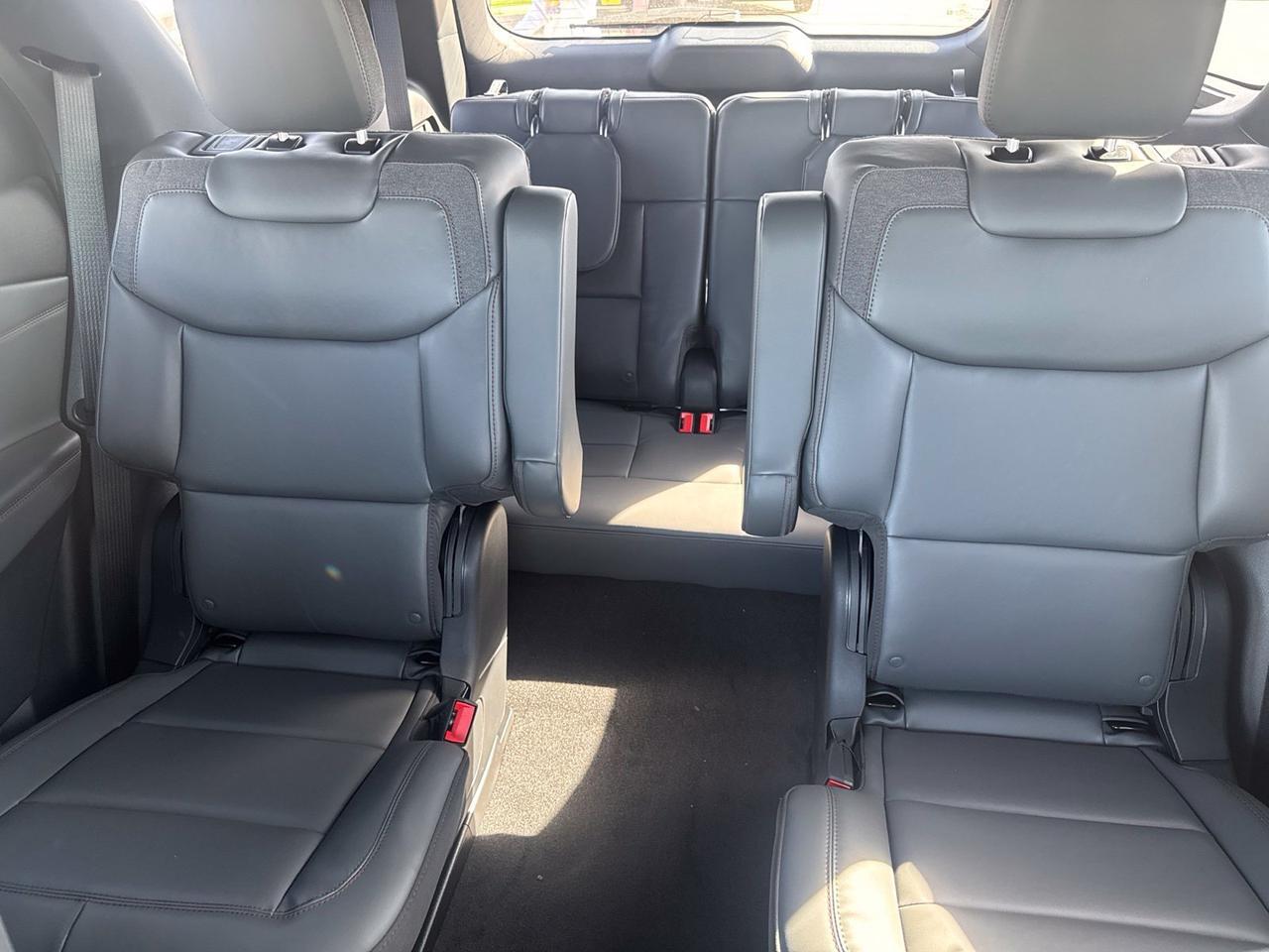 2027 Ford Explorer Active Watertown SD 2027 Ford Explorer Active Watertown SD
