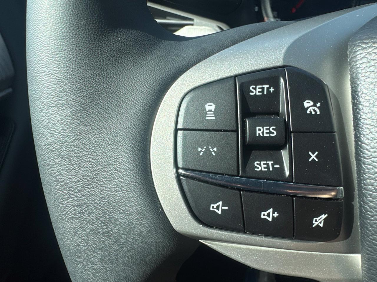 2027 Ford Explorer Active Watertown SD 2027 Ford Explorer Active Watertown SD