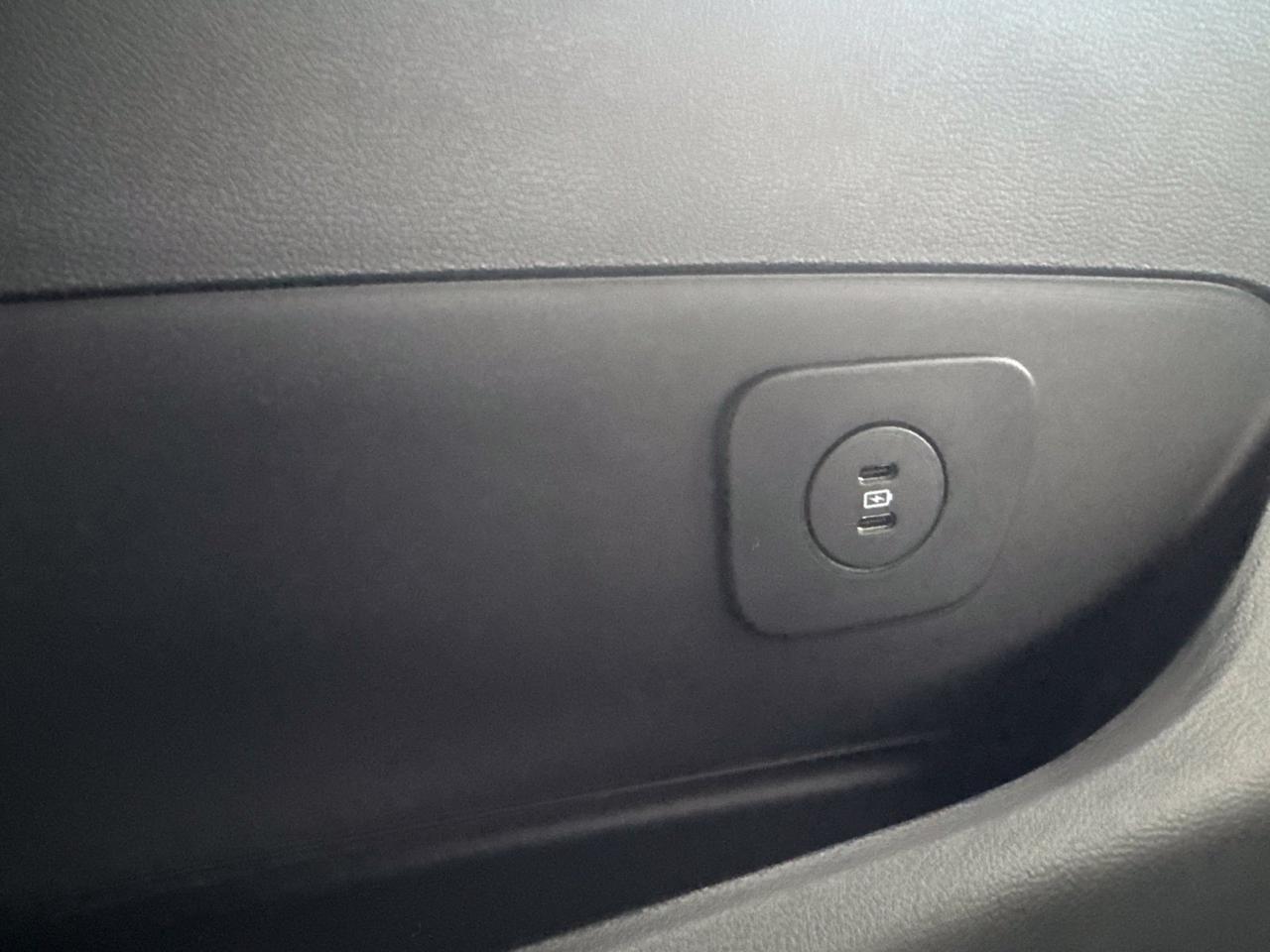 2027 Ford Explorer Platinum Watertown SD 2027 Ford Explorer Platinum Watertown SD