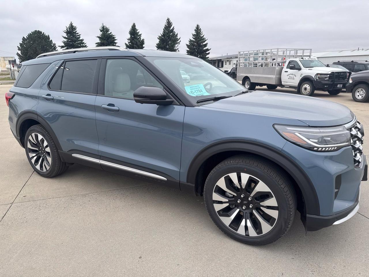2027 Ford Explorer Platinum Watertown SD 2027 Ford Explorer Platinum Watertown SD