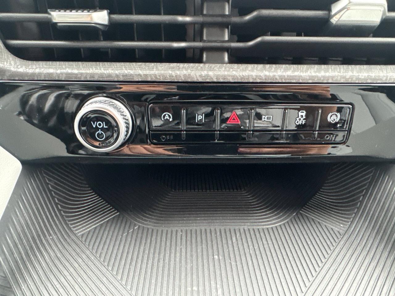 2027 Ford Explorer Platinum Watertown SD 2027 Ford Explorer Platinum Watertown SD