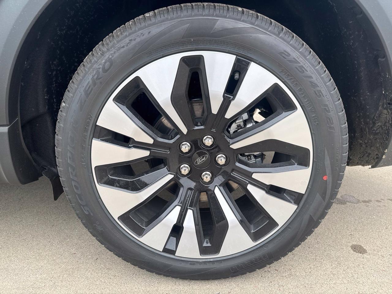 2027 Ford Explorer Platinum Watertown SD 2027 Ford Explorer Platinum Watertown SD