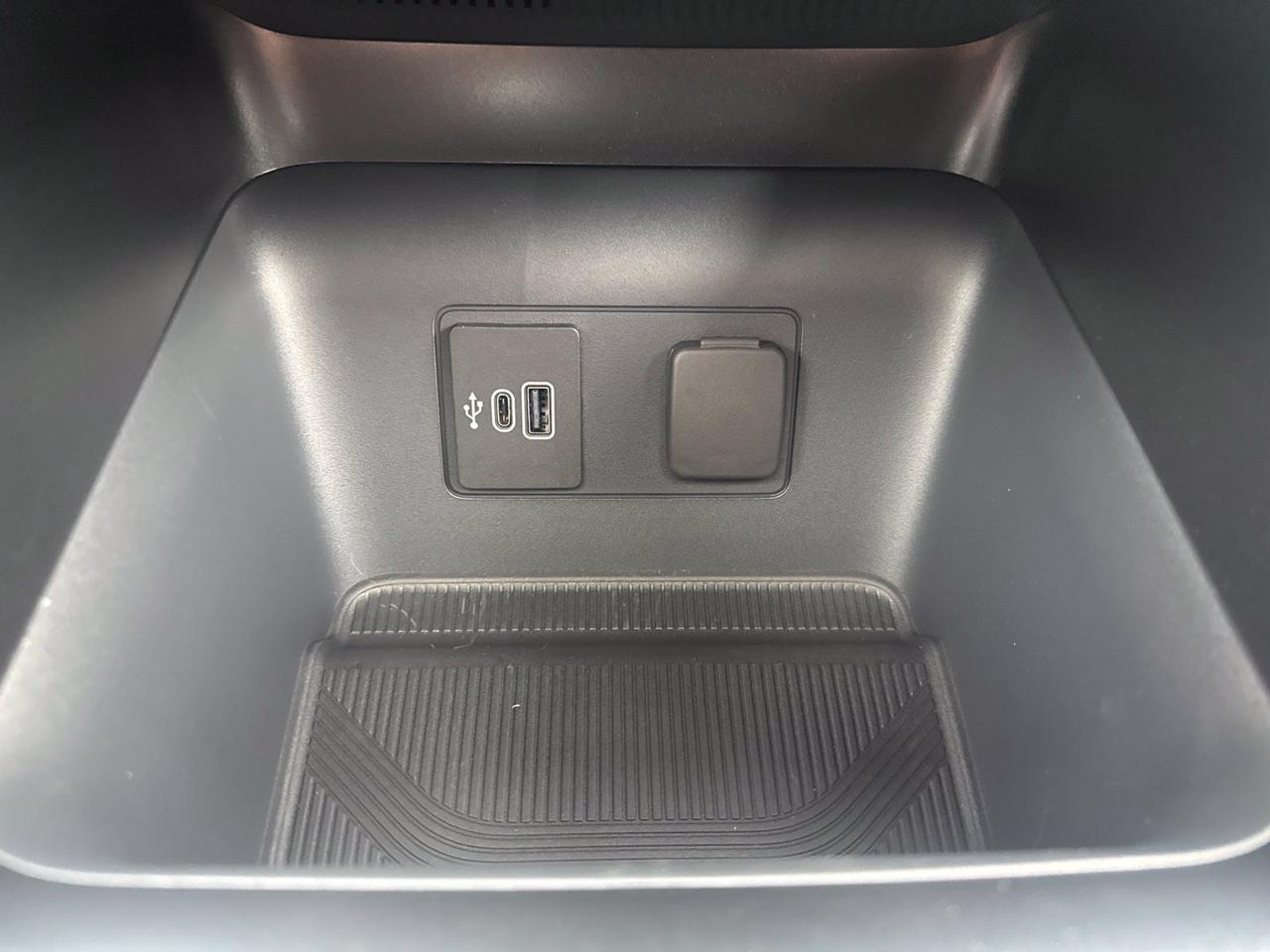 2027 Ford Explorer ST Watertown SD 2027 Ford Explorer ST Watertown SD