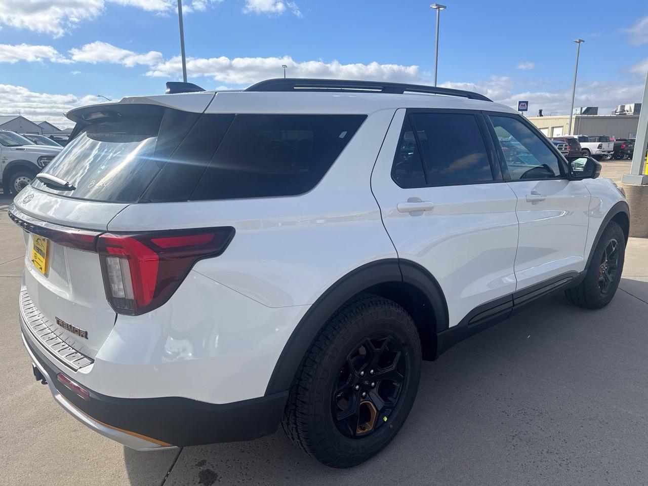 2027 Ford Explorer Tremor Watertown SD 2027 Ford Explorer Tremor Watertown SD