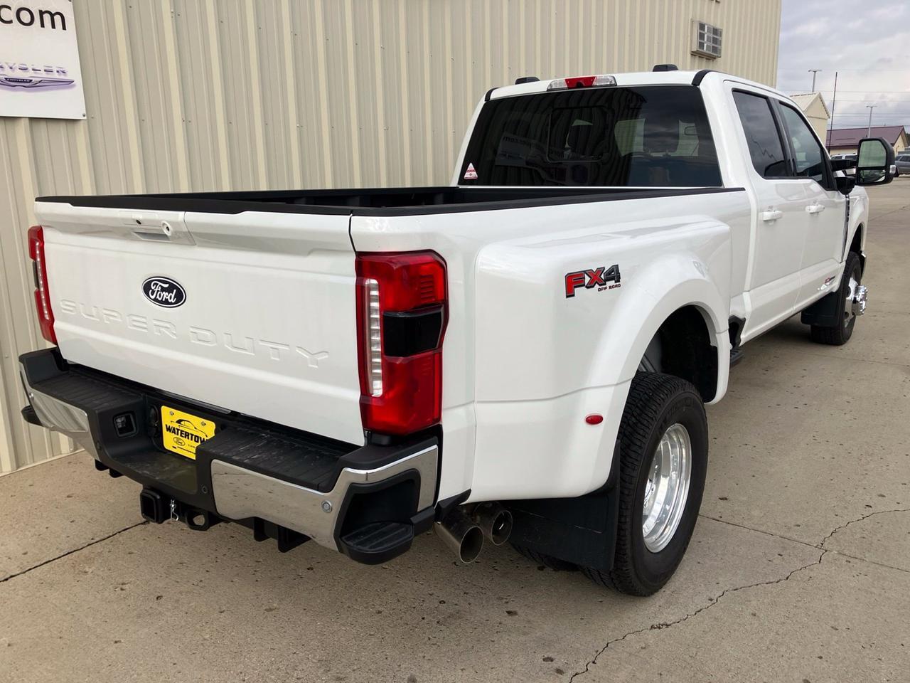 2027 Ford F-350SD Lariat Watertown SD 2027 Ford F-350SD Lariat Watertown SD