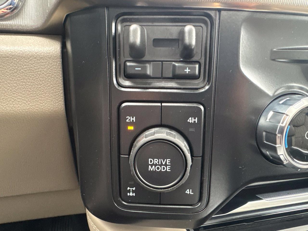 2027 Ford F-350SD Platinum Watertown SD 2027 Ford F-350SD Platinum Watertown SD