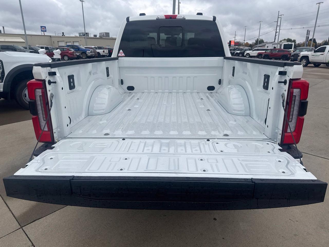 2027 Ford F-350SD Platinum Watertown SD 2027 Ford F-350SD Platinum Watertown SD