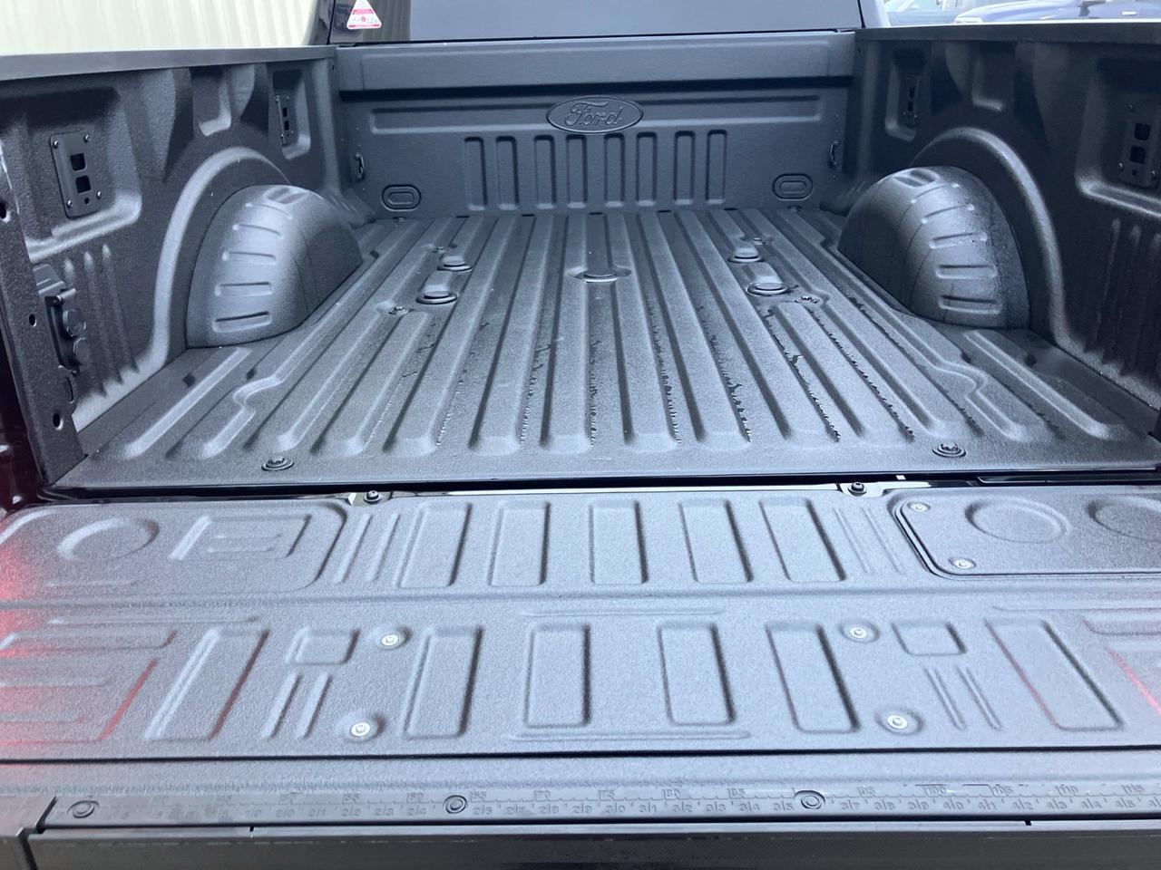 2027 Ford F-350SD Platinum Watertown SD 2027 Ford F-350SD Platinum Watertown SD
