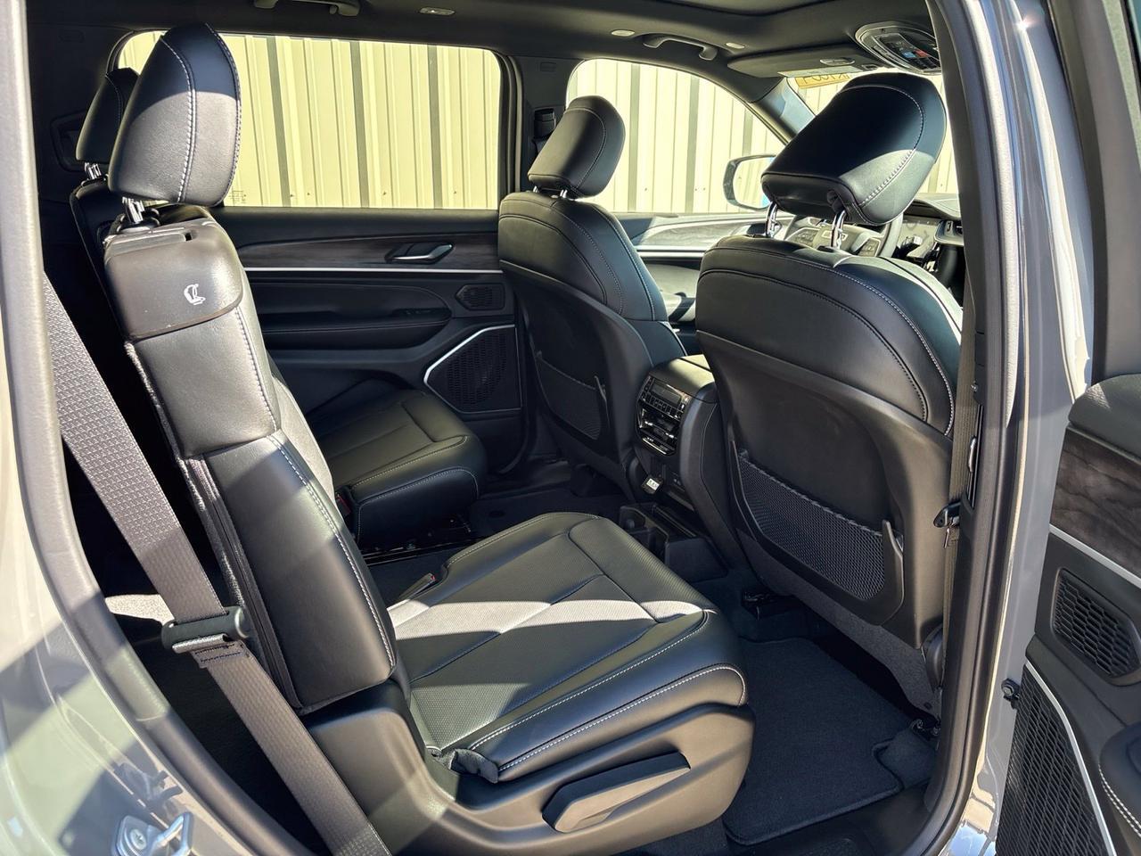 2027 Jeep Grand Cherokee L Limited Reserve Watertown SD 2027 Jeep Grand Cherokee L Limited Reserve Watertown SD