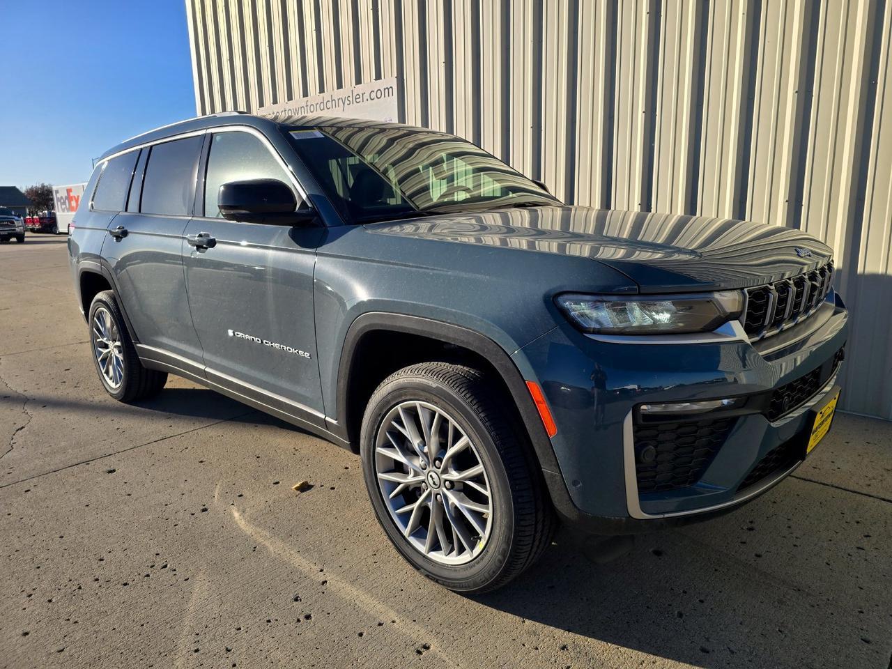 2027 Jeep Grand Cherokee L Limited Watertown SD 2027 Jeep Grand Cherokee L Limited Watertown SD