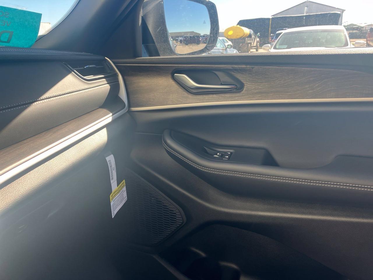 2027 Jeep Grand Cherokee L Limited Watertown SD 2027 Jeep Grand Cherokee L Limited Watertown SD