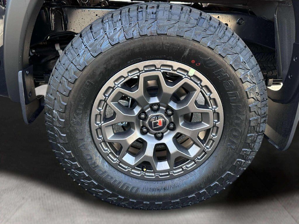 2027 Nissan Frontier PRO-4X R W/ Pro-Convenience and Pro-Premium Pkg San Clemente CA