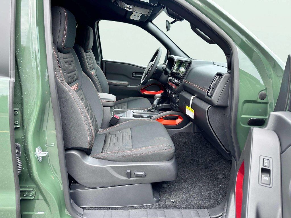 2027 Nissan Frontier PRO-4X W/ Pro-Convenience PKG San Clemente CA
