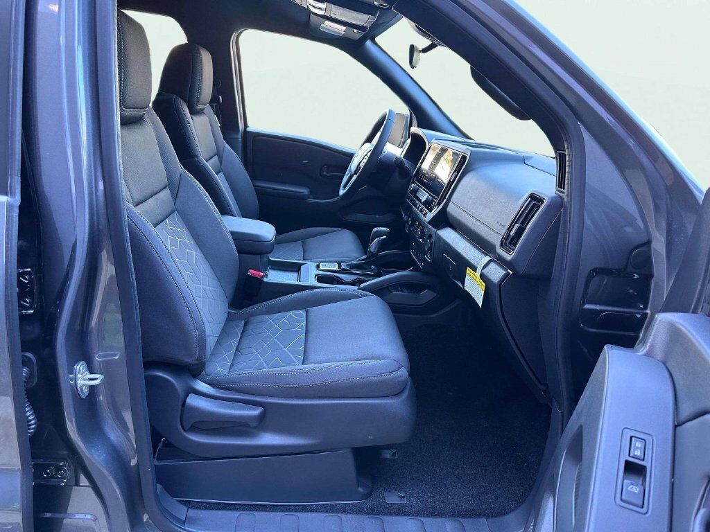 2027 Nissan Frontier SV W/ Dark Armor and Convenience PKG San Clemente CA