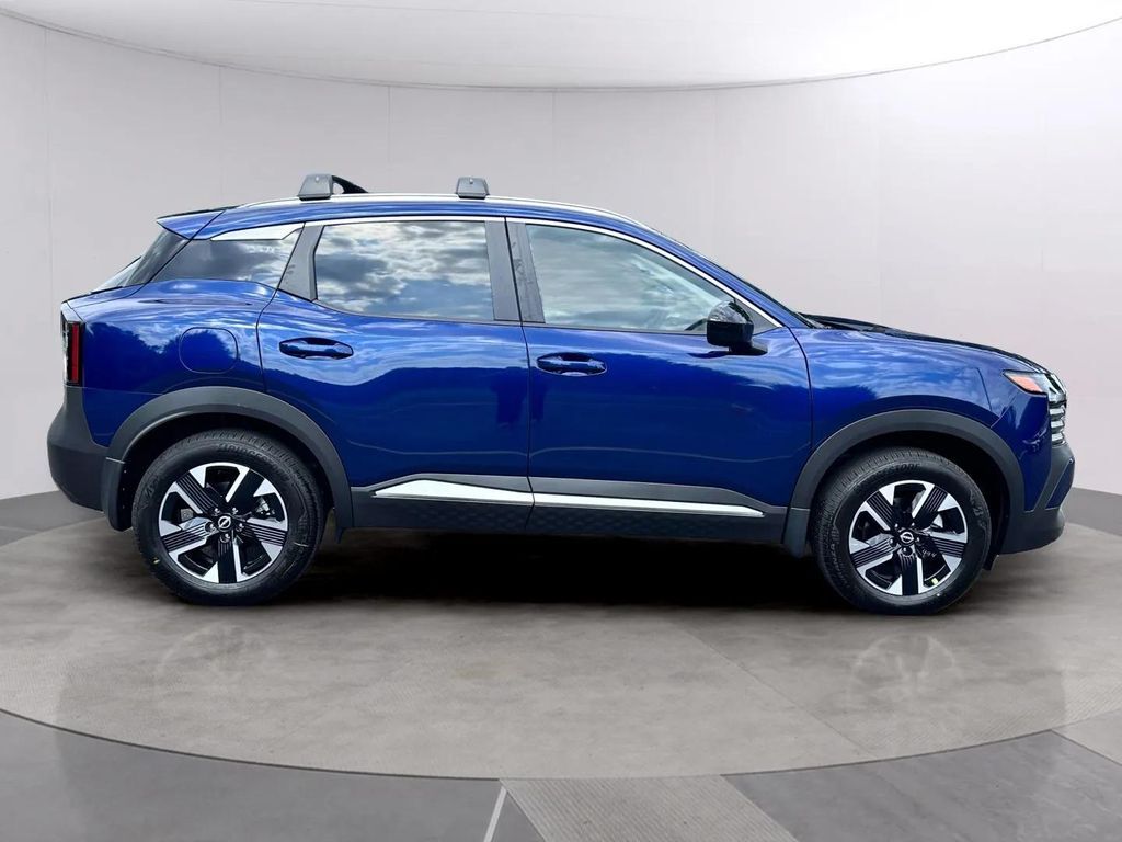 2027 Nissan Kicks SV