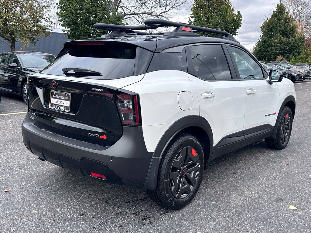 2027 Nissan Kicks SV