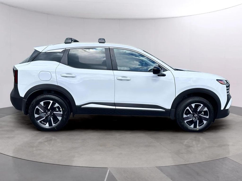 2027 Nissan Kicks SV