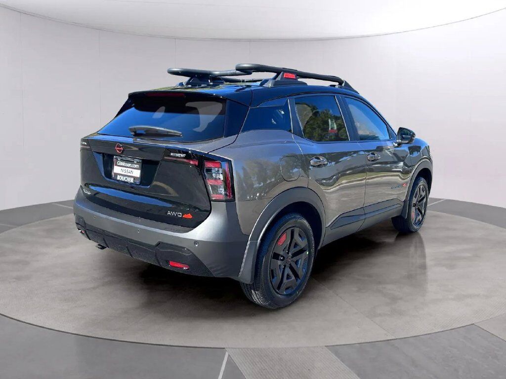 2027 Nissan Kicks SV
