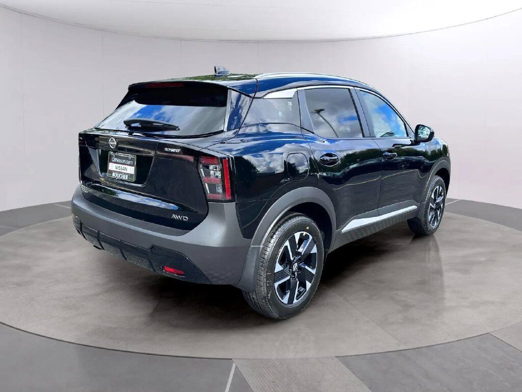 2027 Nissan Kicks SV W/ Premium PKG