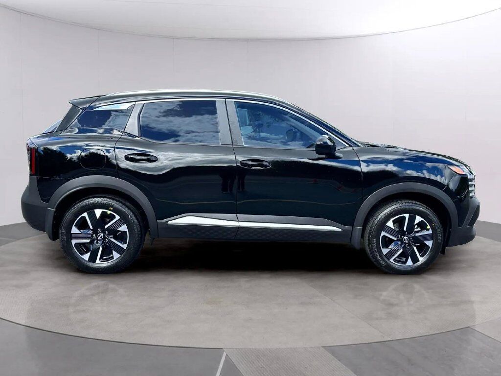 2027 Nissan Kicks SV W/ Premium PKG