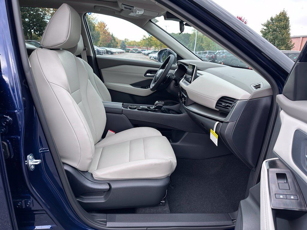 2027 Nissan Rogue Dark Armor San Clemente CA