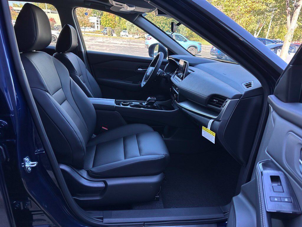 2027 Nissan Rogue Dark Armor San Clemente CA