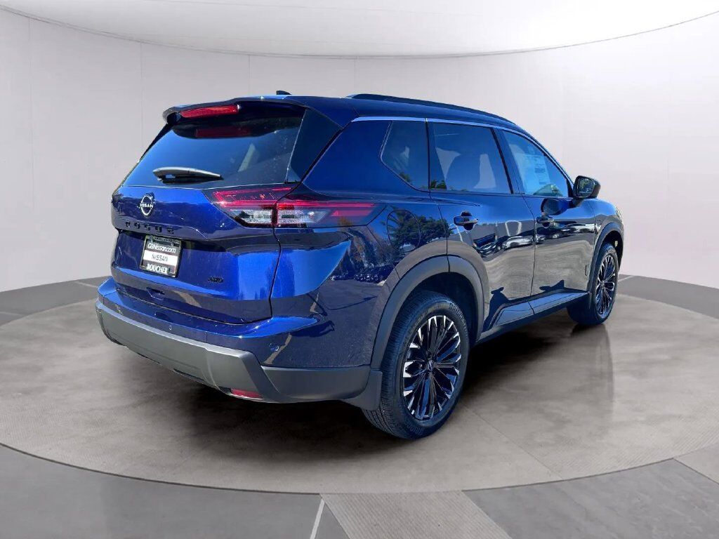 2027 Nissan Rogue Dark Armor