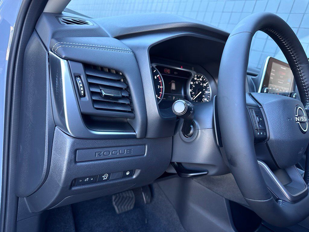 2027 Nissan Rogue SV San Clemente CA