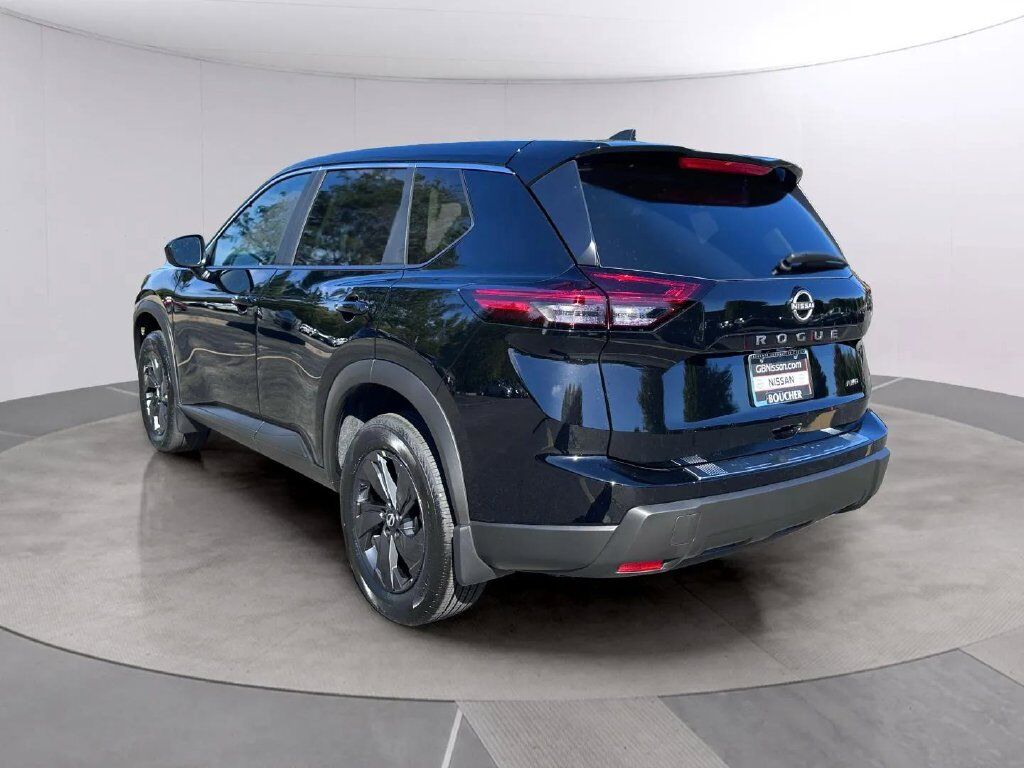 2027 Nissan Rogue SV San Clemente CA
