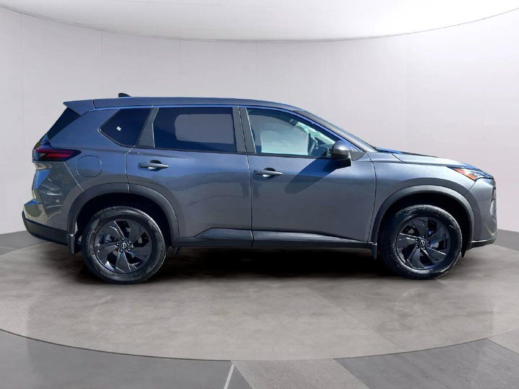 2027 Nissan Rogue SV