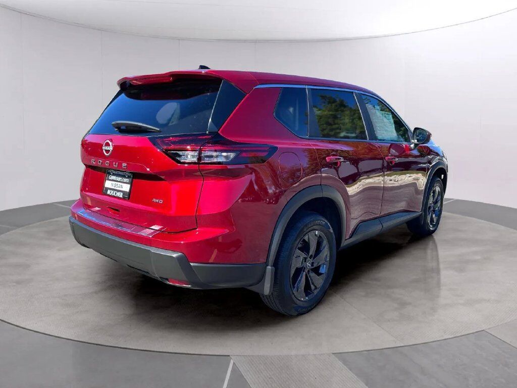 2027 Nissan Rogue SV