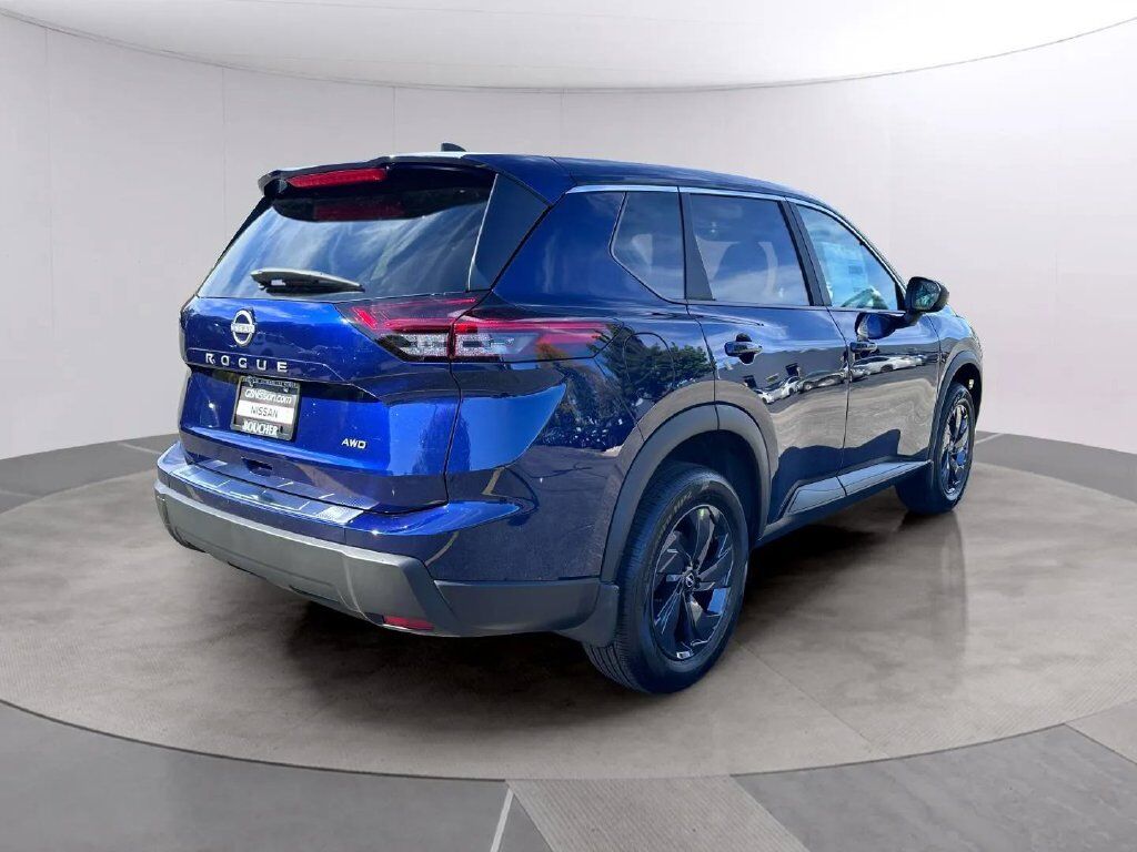 2027 Nissan Rogue SV San Clemente CA