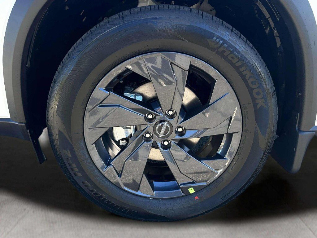 2027 Nissan Rogue SV San Clemente CA