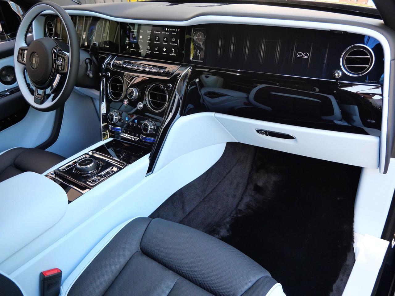 2027 Rolls-Royce Black Badge Cullinan Lawrence KS