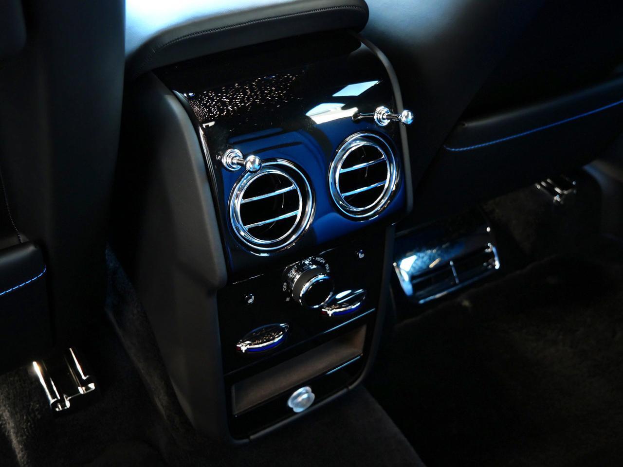 2027 Rolls-Royce Black Badge Cullinan Lawrence KS