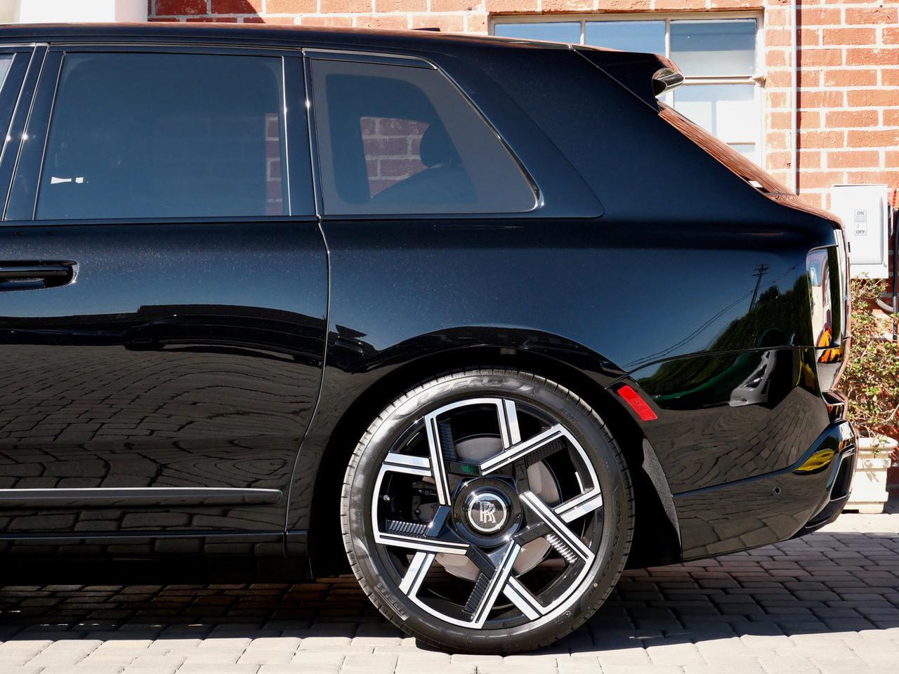 2027 Rolls-Royce Black Badge Cullinan Lawrence KS
