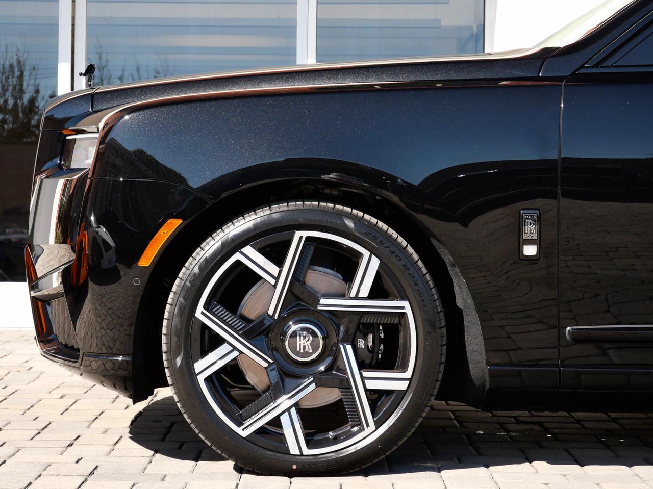 2027 Rolls-Royce Black Badge Cullinan Lawrence KS