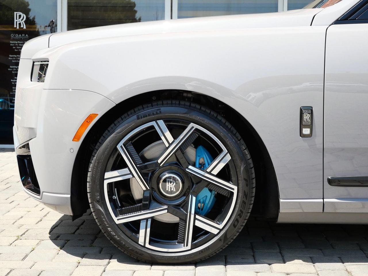 2027 Rolls-Royce Black Badge Cullinan Lawrence KS